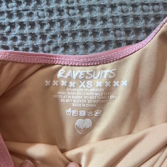 Barbie bodysuit (Sassy Barbie) - Picture 3 of 3